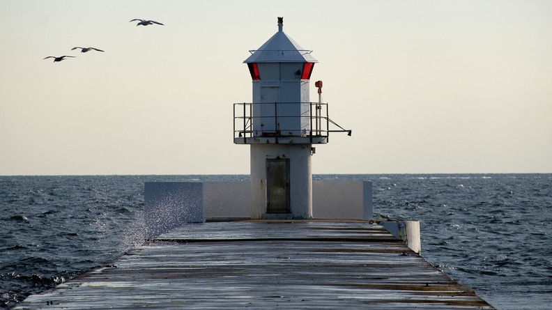 Pier Lighthouse-2.jpg