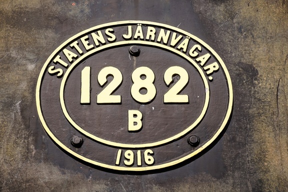 1282
