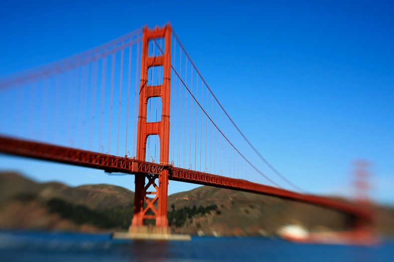 Golden Gate Bridge Lensbaby.jpg