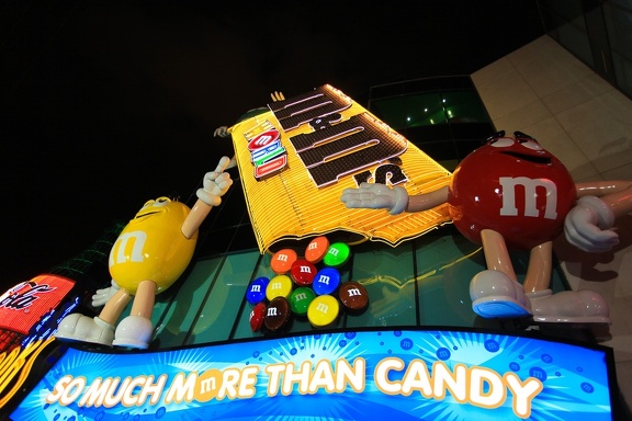 M&M