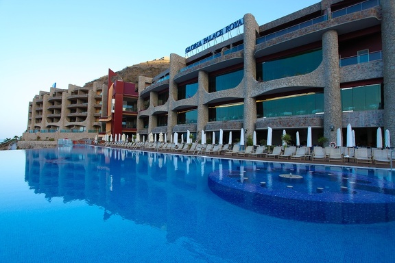 Gloria Palace Royal