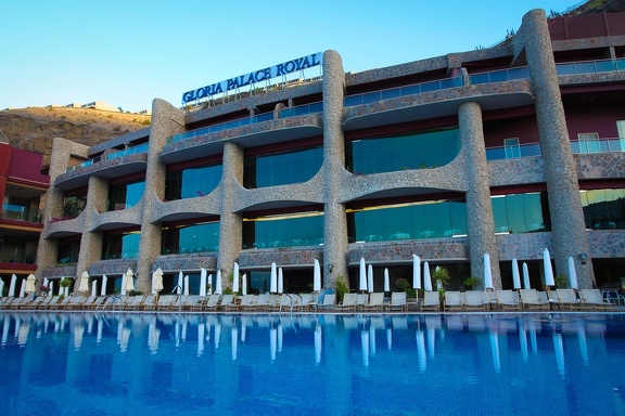 Gloria Palace Royal