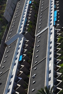 Zig-zag hotel