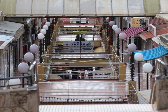 Shopping and restaurants