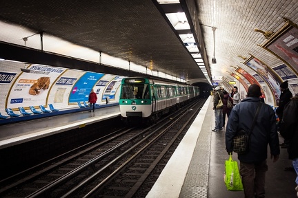 Paris Métro Ledru-Rollin Station