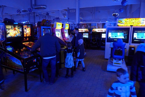 Amusement in blue