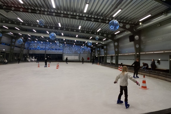 Skating rink